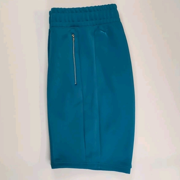 Puma x TMC Mens Size M Hustle Way Bermuda Shorts Nipsey Hussle Teal 531215-01 - Picture 1 of 12